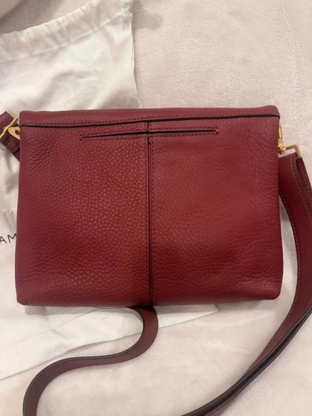 NWT Hammitt VIP Pomodoro Red Leather Crossbody with Gold Heirloom Hardware New - Picture 2 of 3